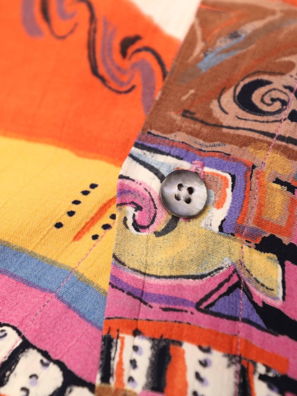 Vintage Rayon MultiColor ButtonUp (L) - Picture 6 of 12